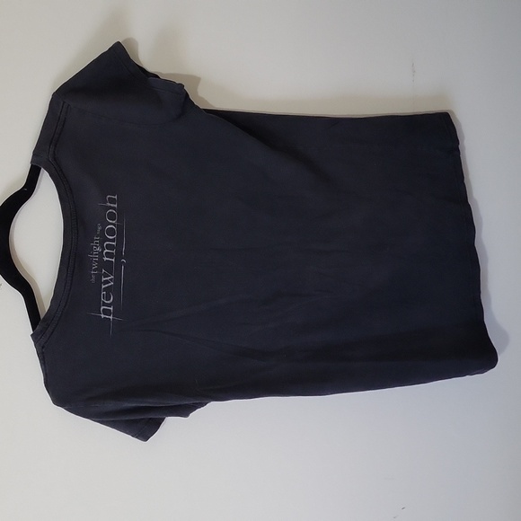 Twilight New Moon T-shirt - Picture 2 of 7